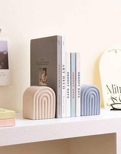 Modern Rainbow Arch Bookend and Vase Set of 2 in Sand