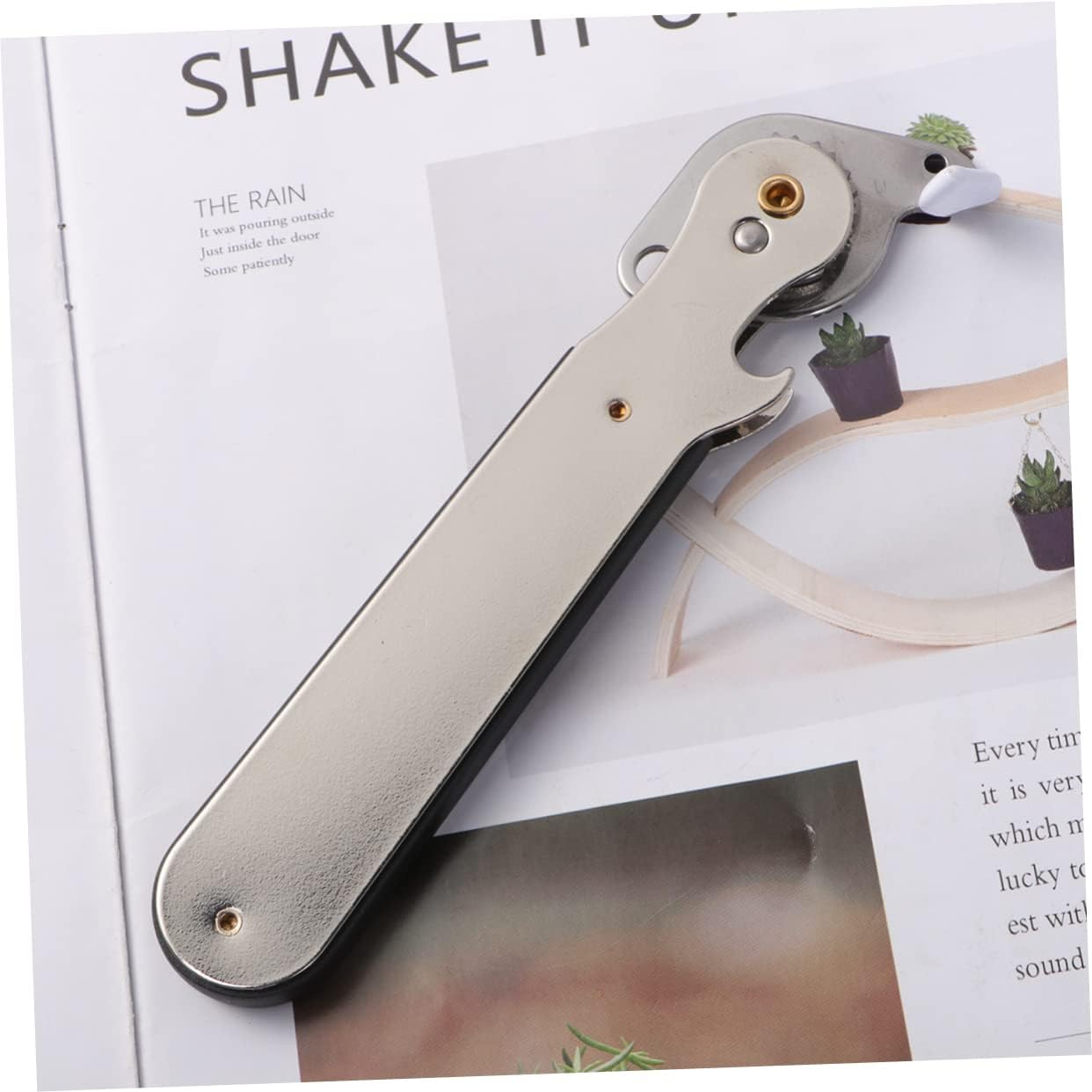 GRIRIW Multi-Use Can Opener with Bottle Opener and Lid Opener