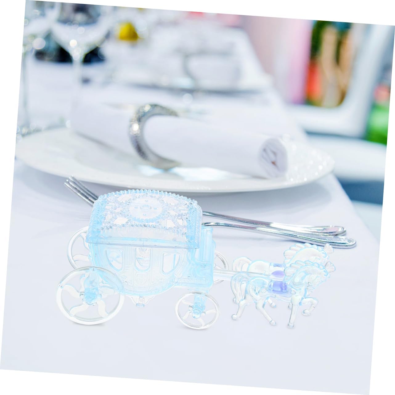 2pcs Carriage Candy Box Creative Wedding Favor Containers