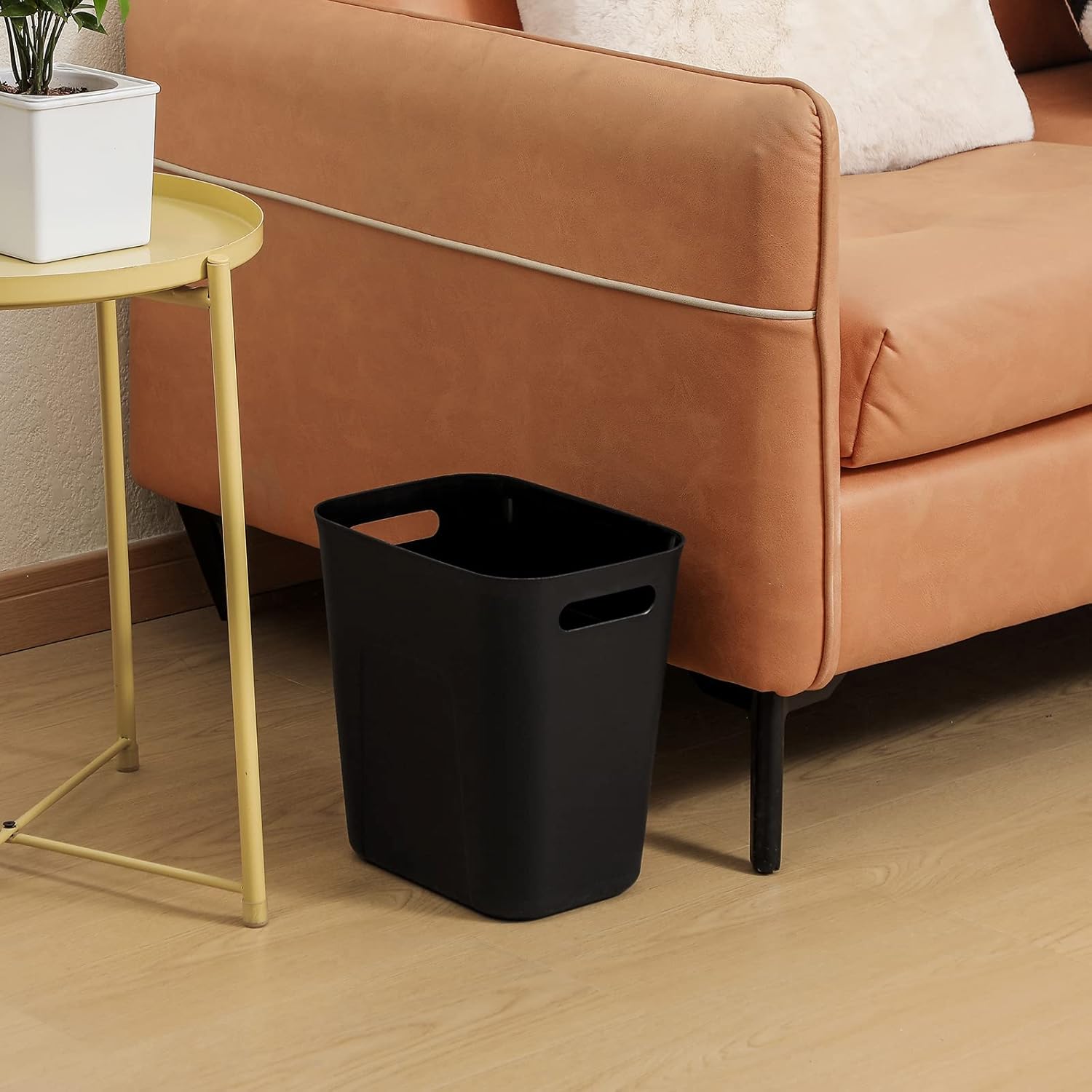 UUJOLY Plastic Trash Can 35 Gallon Black