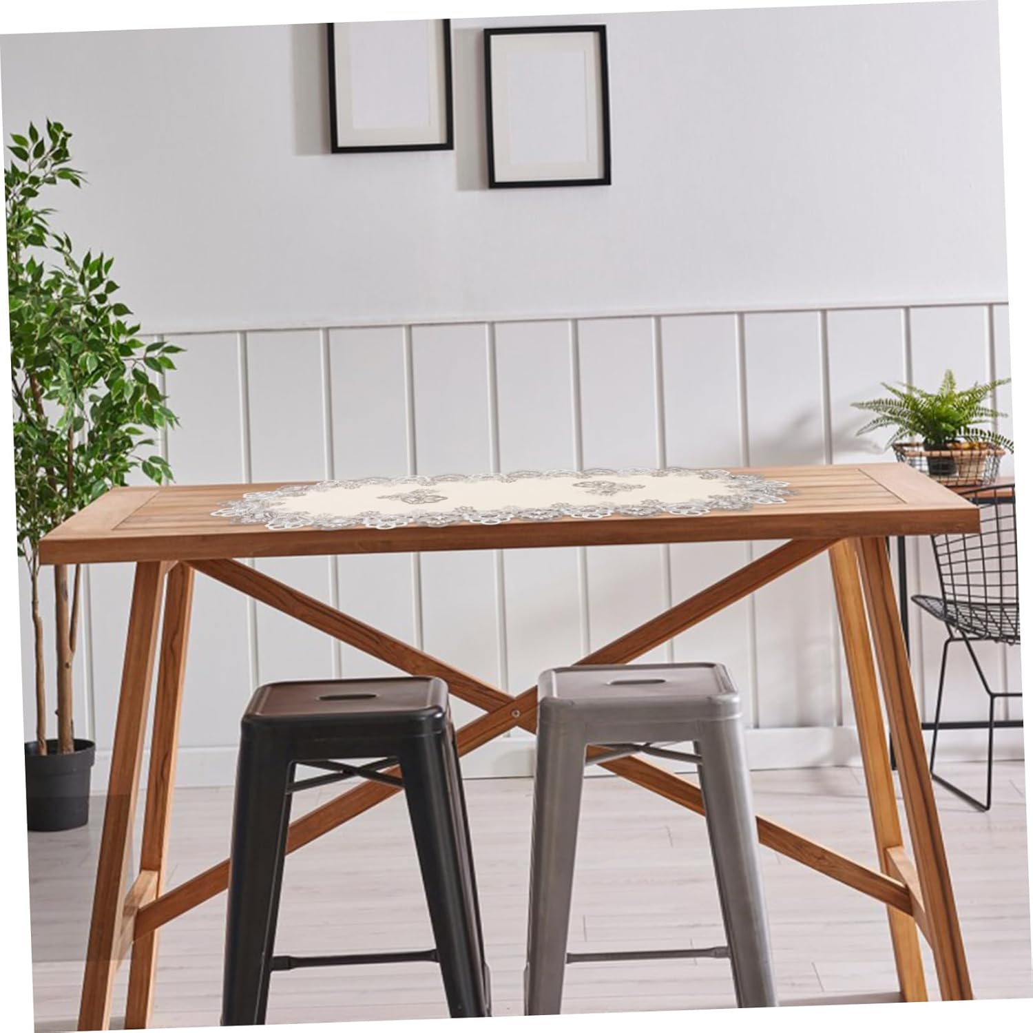 Elegant Lace Table Runner for Oval Tables