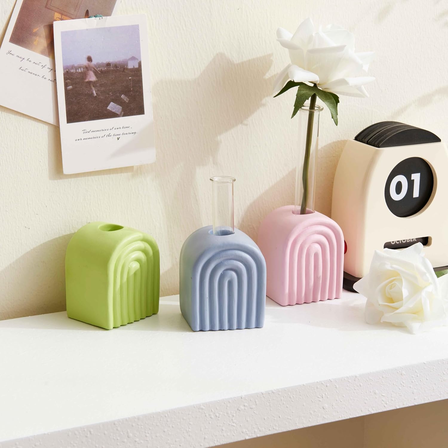 Modern Rainbow Arch Bookend and Vase Set of 2 in Sand