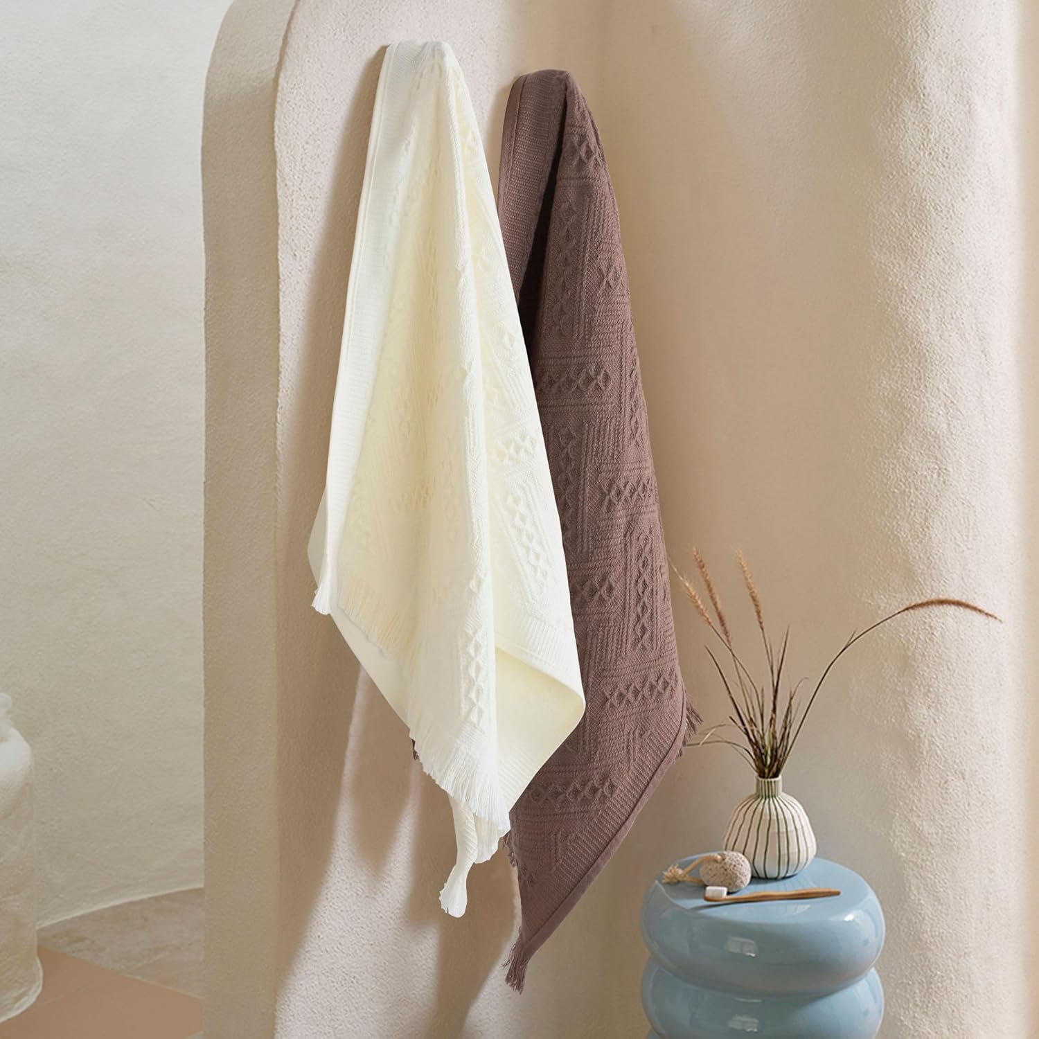 YoulerTex Luxury Hand Towels 2 Pack 14X30 Cream White