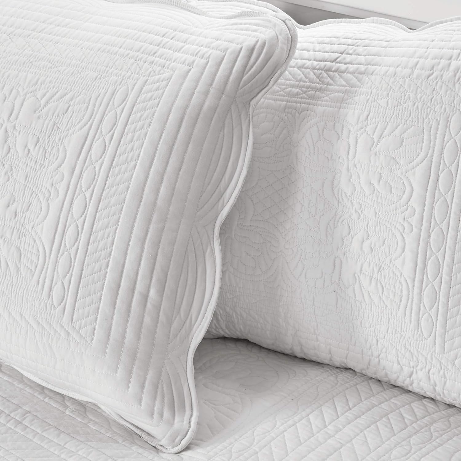 Madison Park Daybed Cover Set with Shams and Decorative Pillows