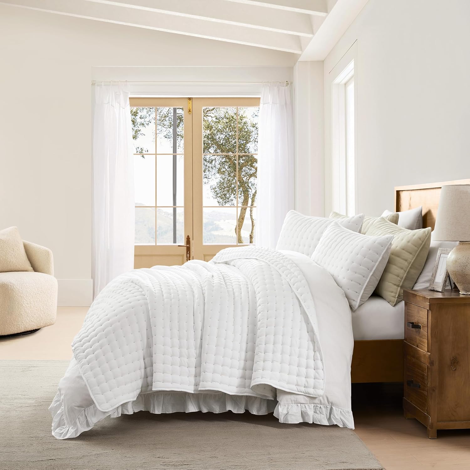 WDCOZY White King Size Quilt Set with Pillow Shams