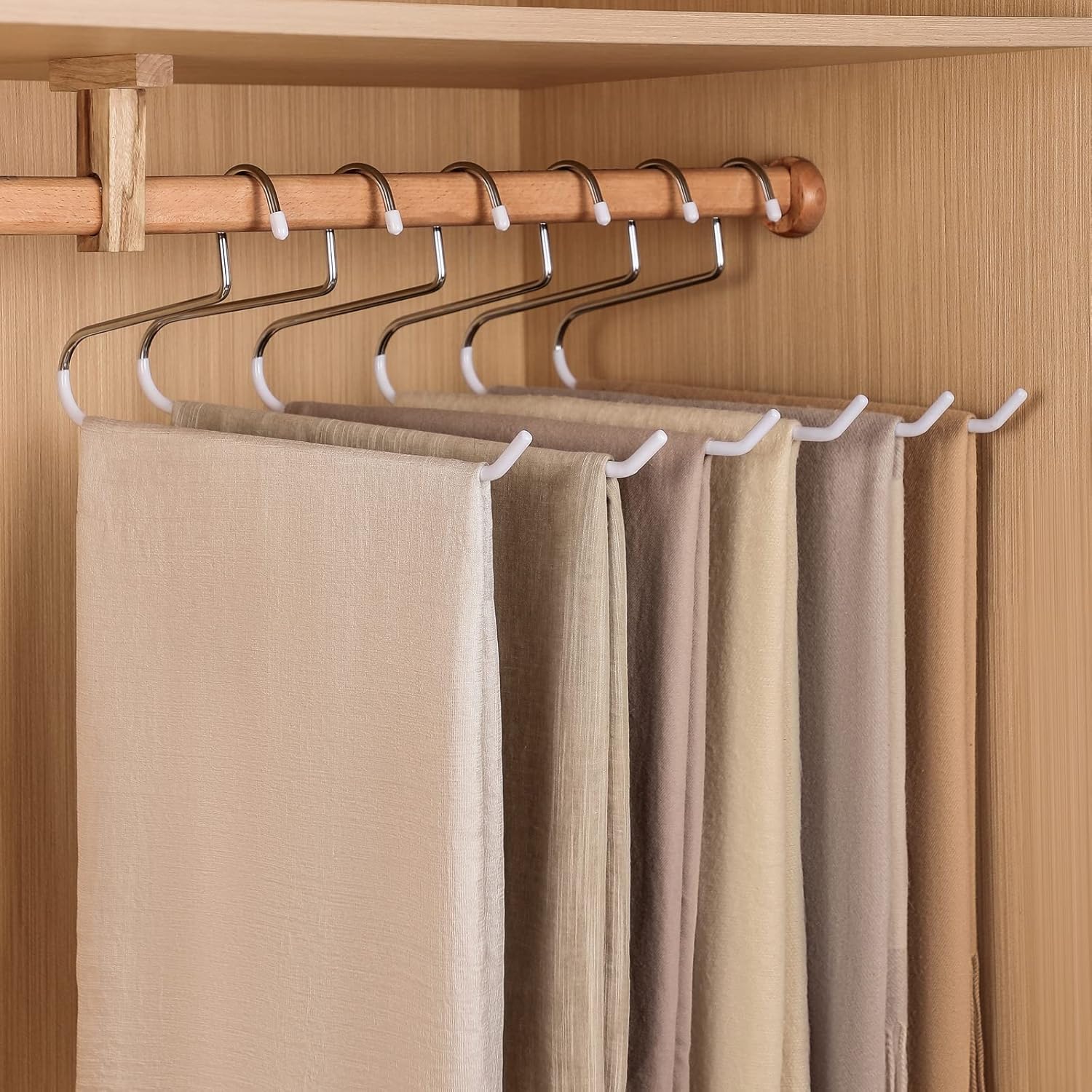 12 Pack Blanket Hangers Heavy Duty Black Vinyl Coated Nonslip