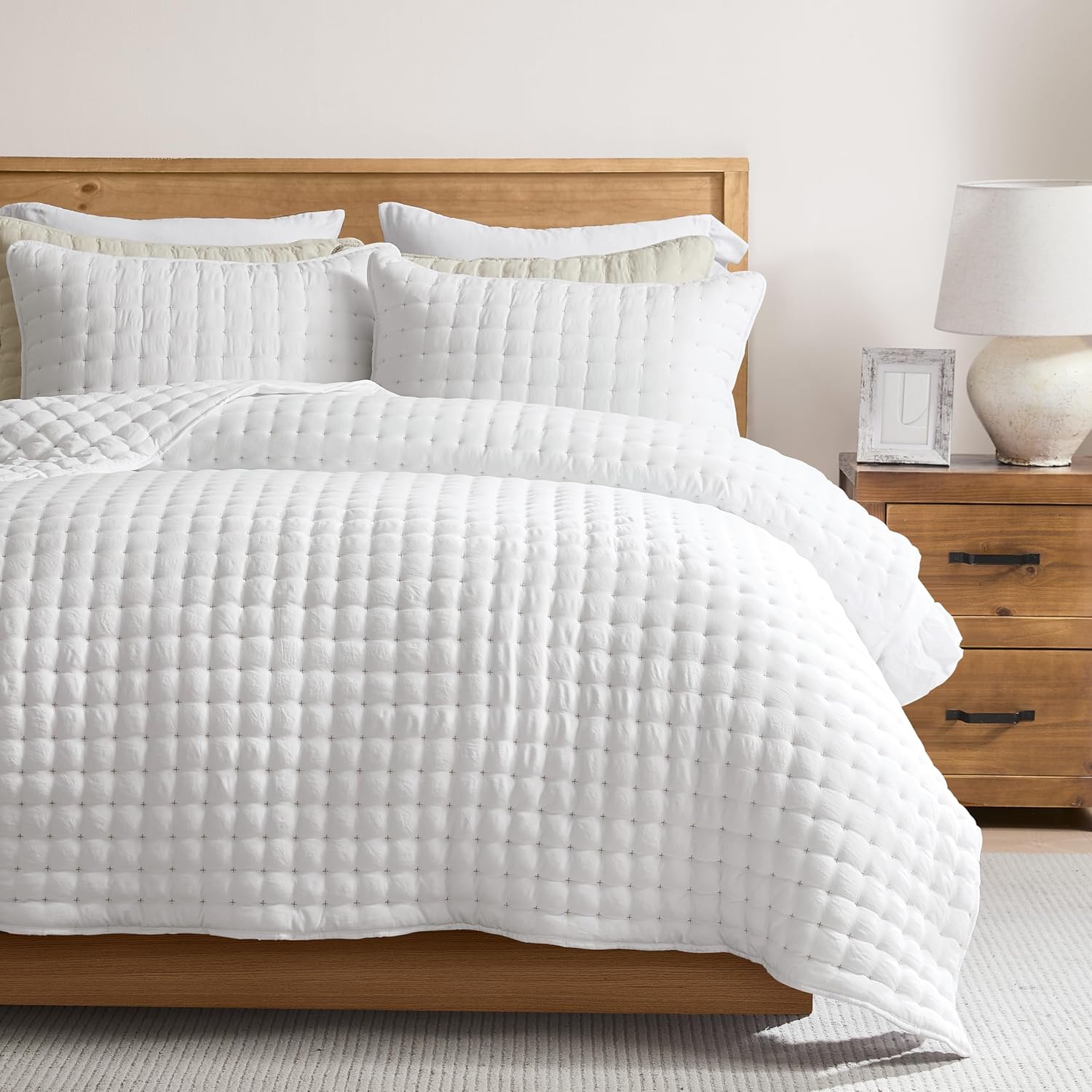 WDCOZY White King Size Quilt Set with Pillow Shams