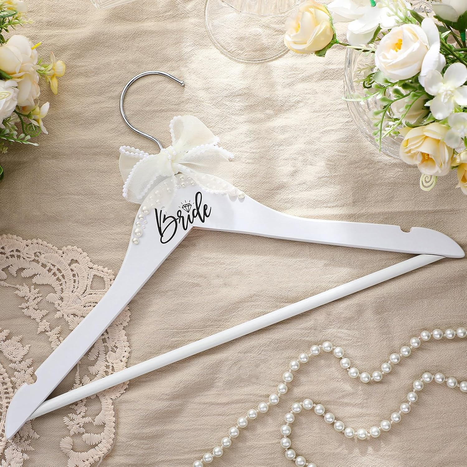 Yuntau Bride Wedding Dress Pearl Hanger with Bow
